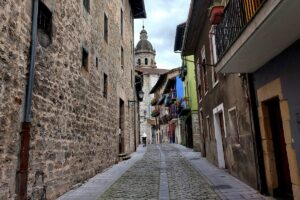 Aste Santuko bisita gidatuak