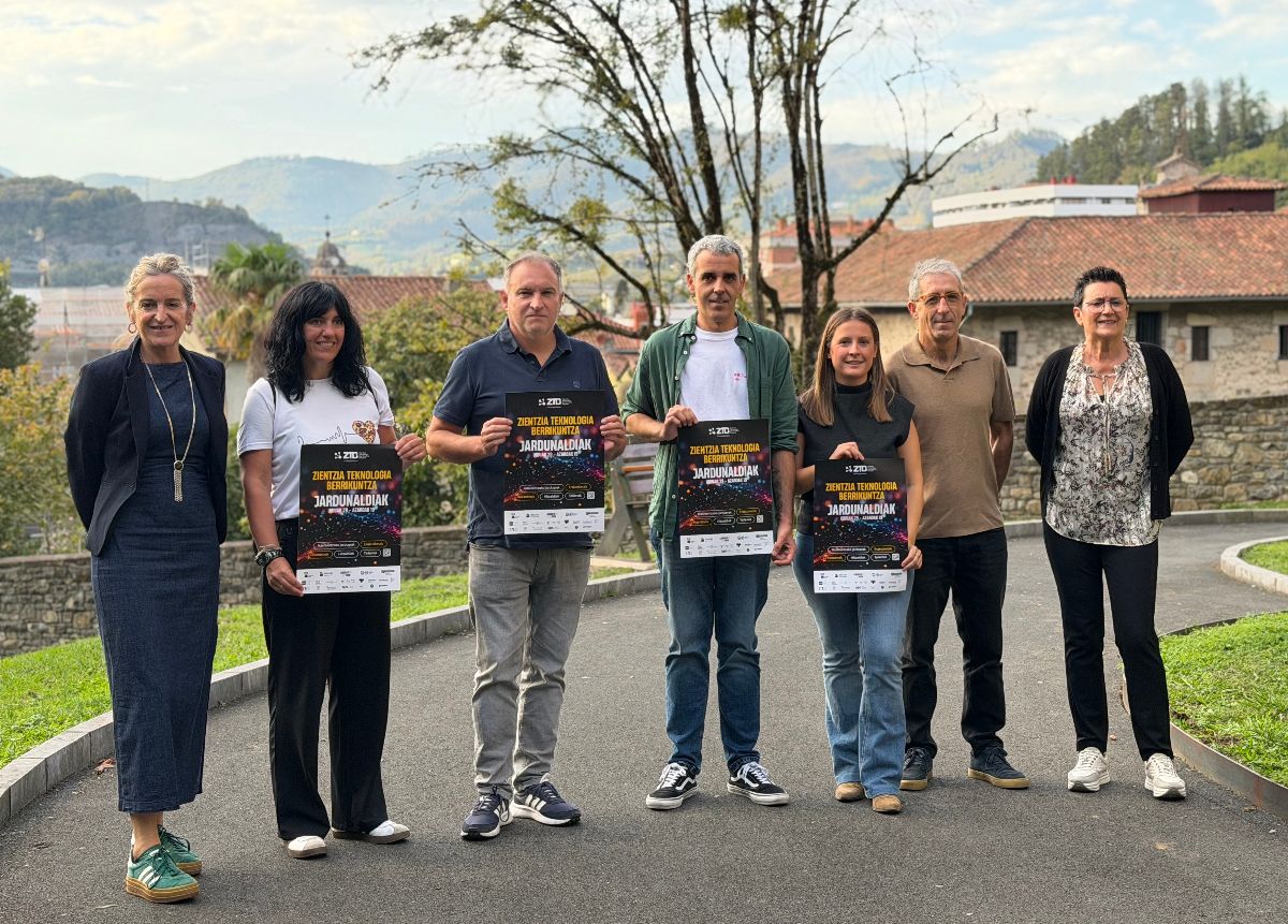 Presentación de las Jornadas ZTB (Zientzia, Teknologia eta Berrikuntza) de Bergara, que se celebrarán del 29 de octubre al 19 de noviembre 2025.